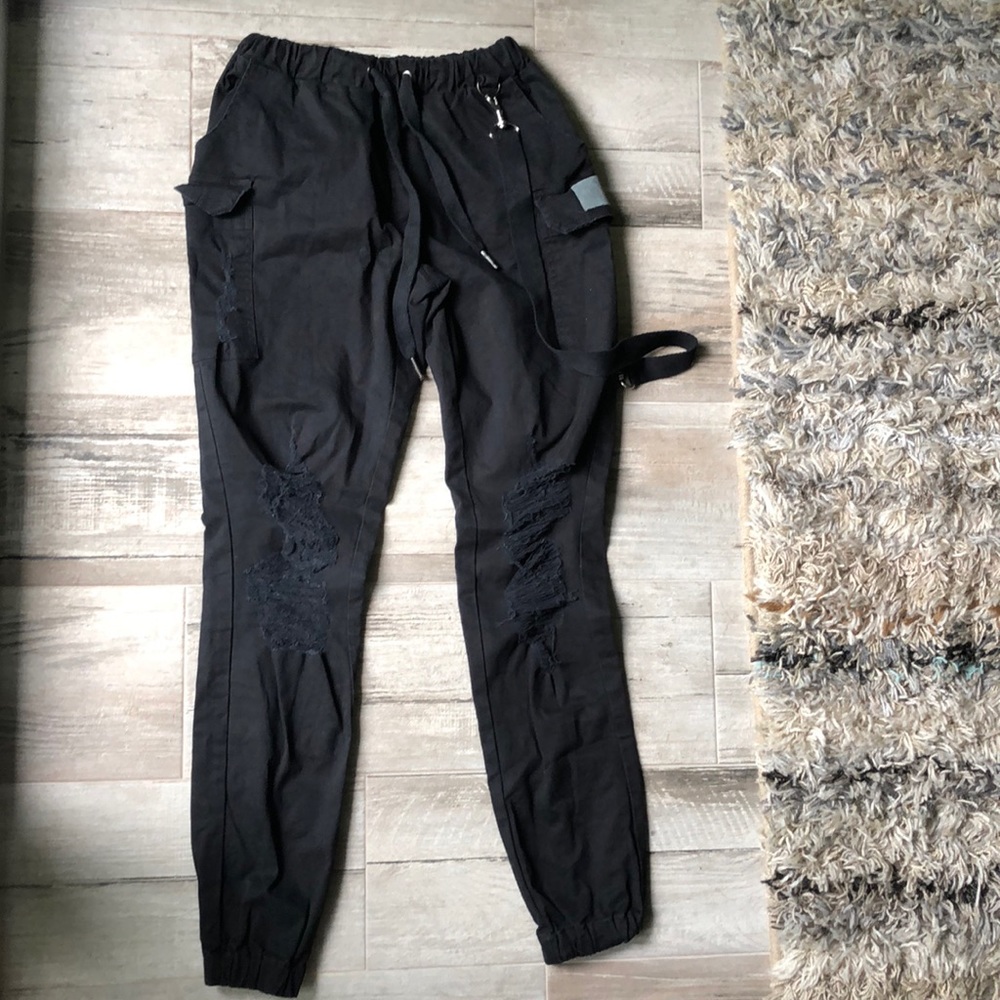 🆕 black cargo joggers Carmar